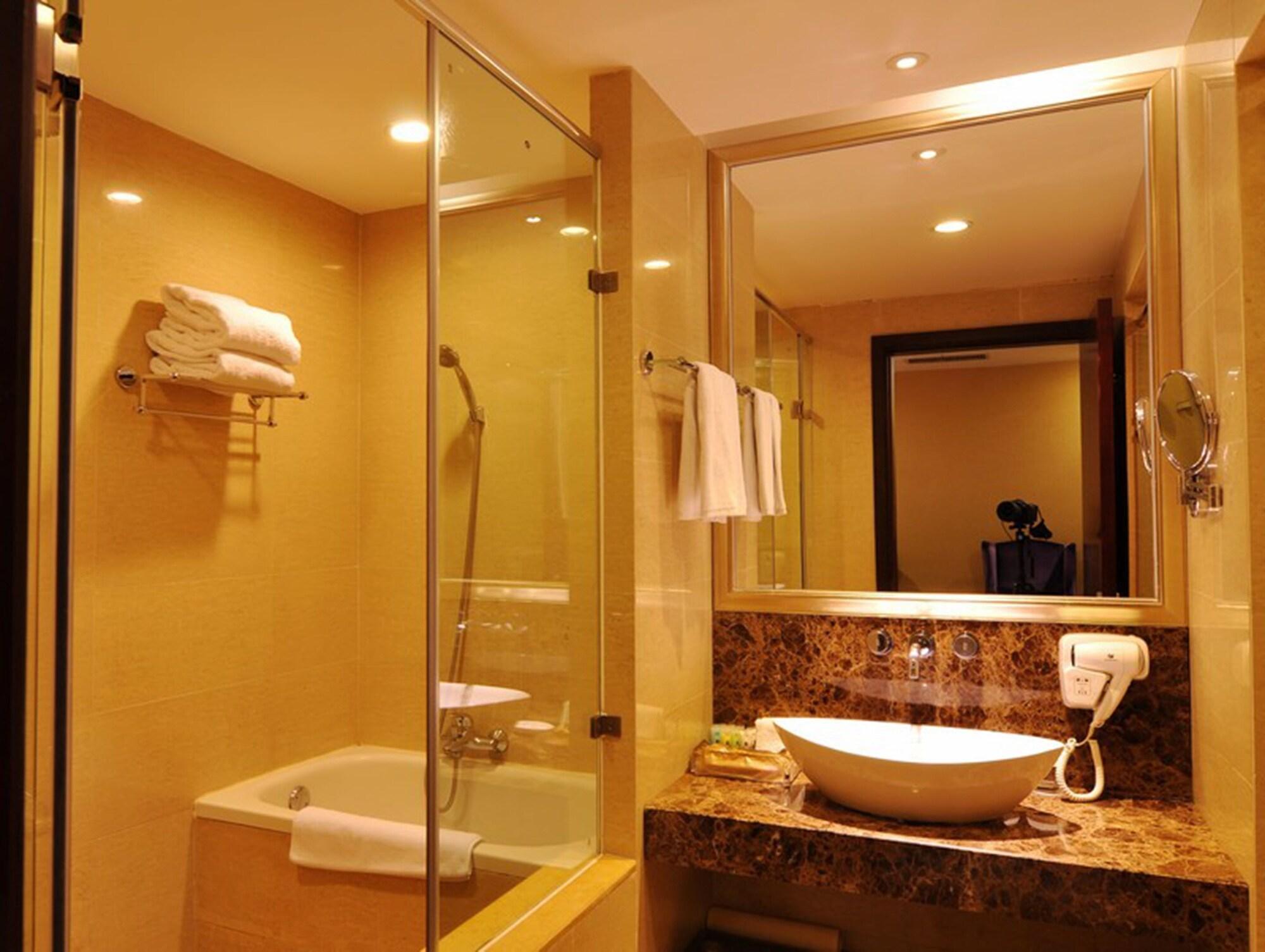 Yue Xiu Hotel Kanton Zewnętrze zdjęcie